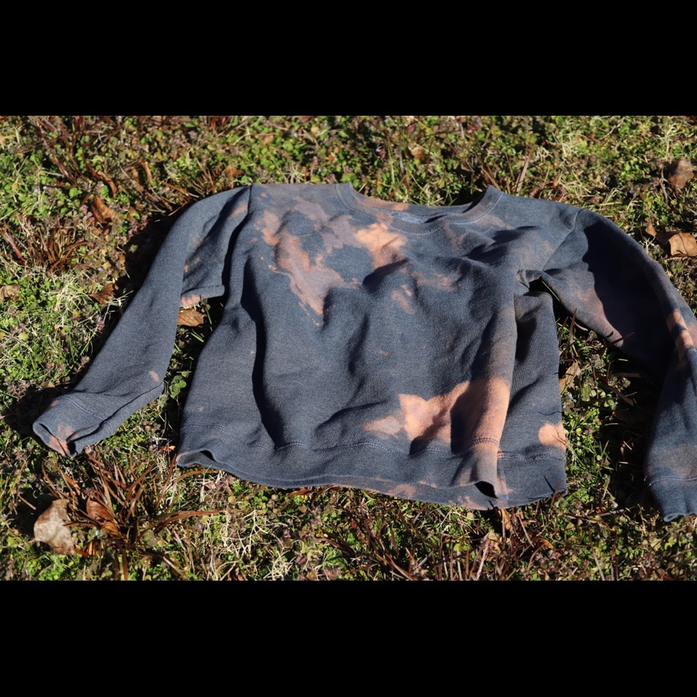Tie dye crew neck